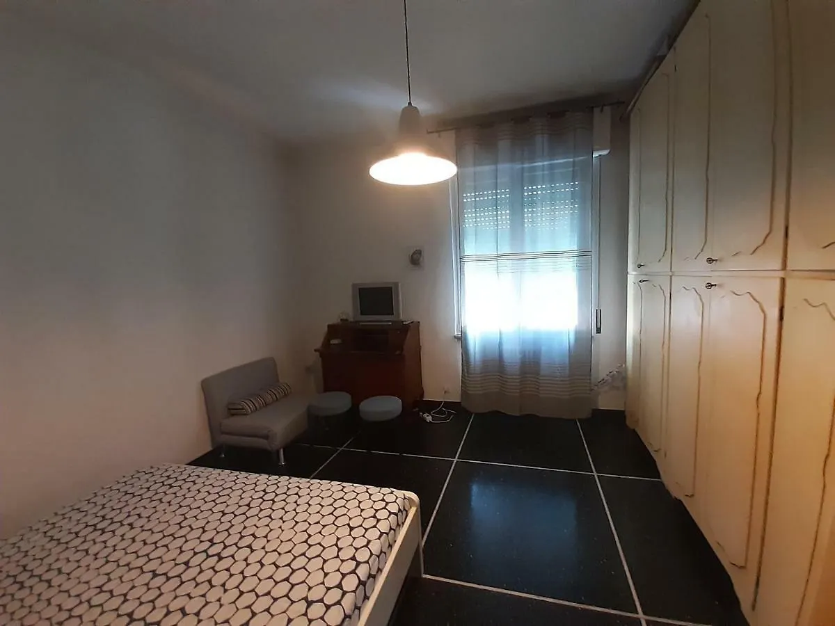 Centrale & Parking Genoa Apartment